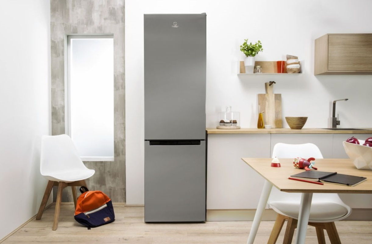 Frigider Indesit LI7 S1 X