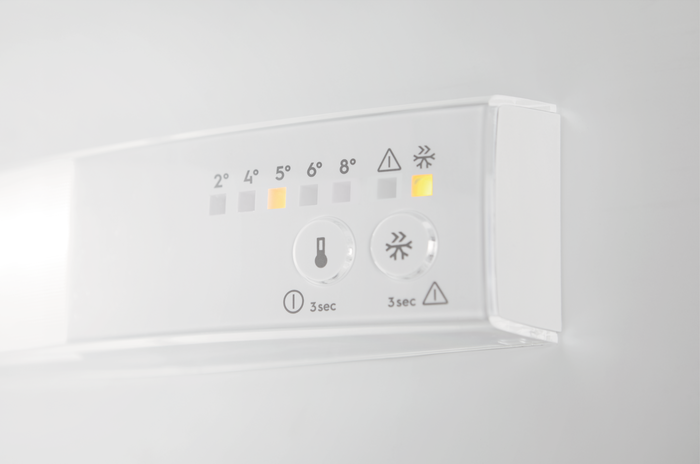 Frigider incorporabil Electrolux ERN3211AOW