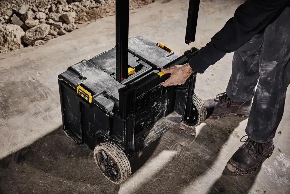 Тележка для инструментов на колесах DeWalt DWST83295-1