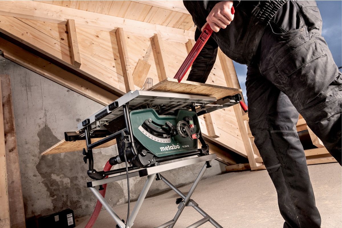 Дисковая пила Metabo TS 254 M (610254000)