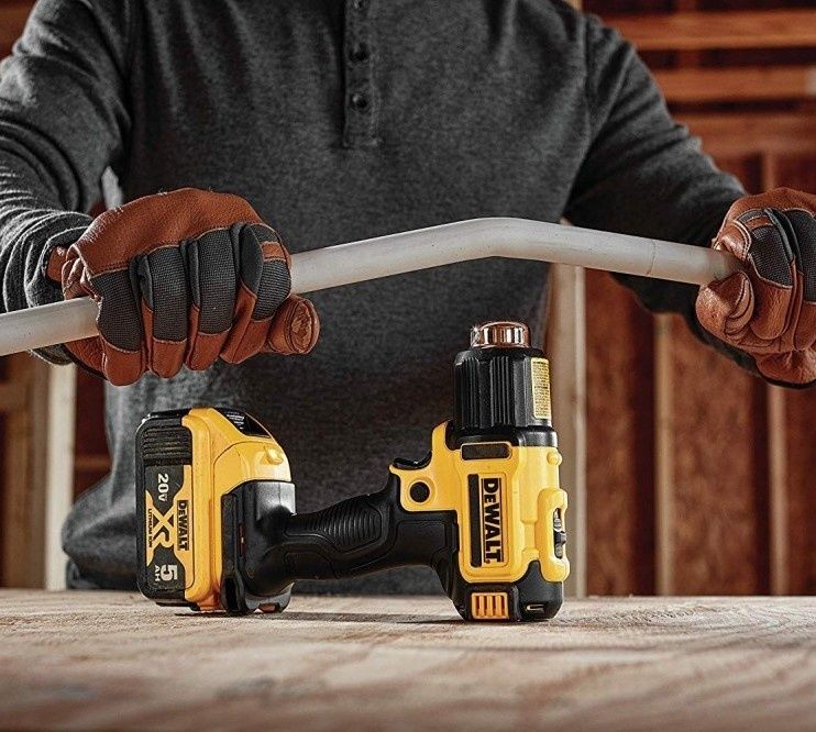 Suflanta de aer cald DeWalt DCE530N