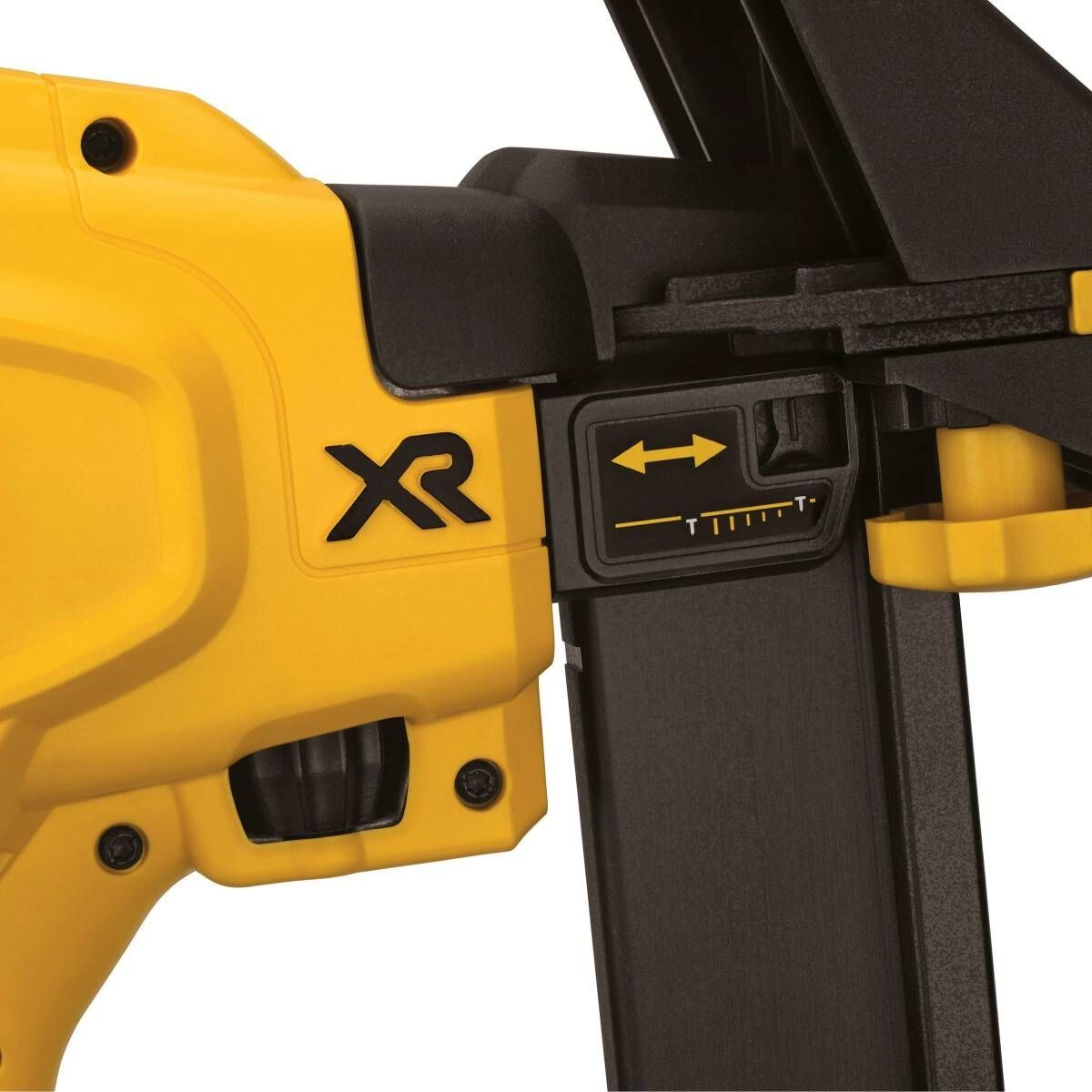 Пневматический нейлер DeWalt DCN682N